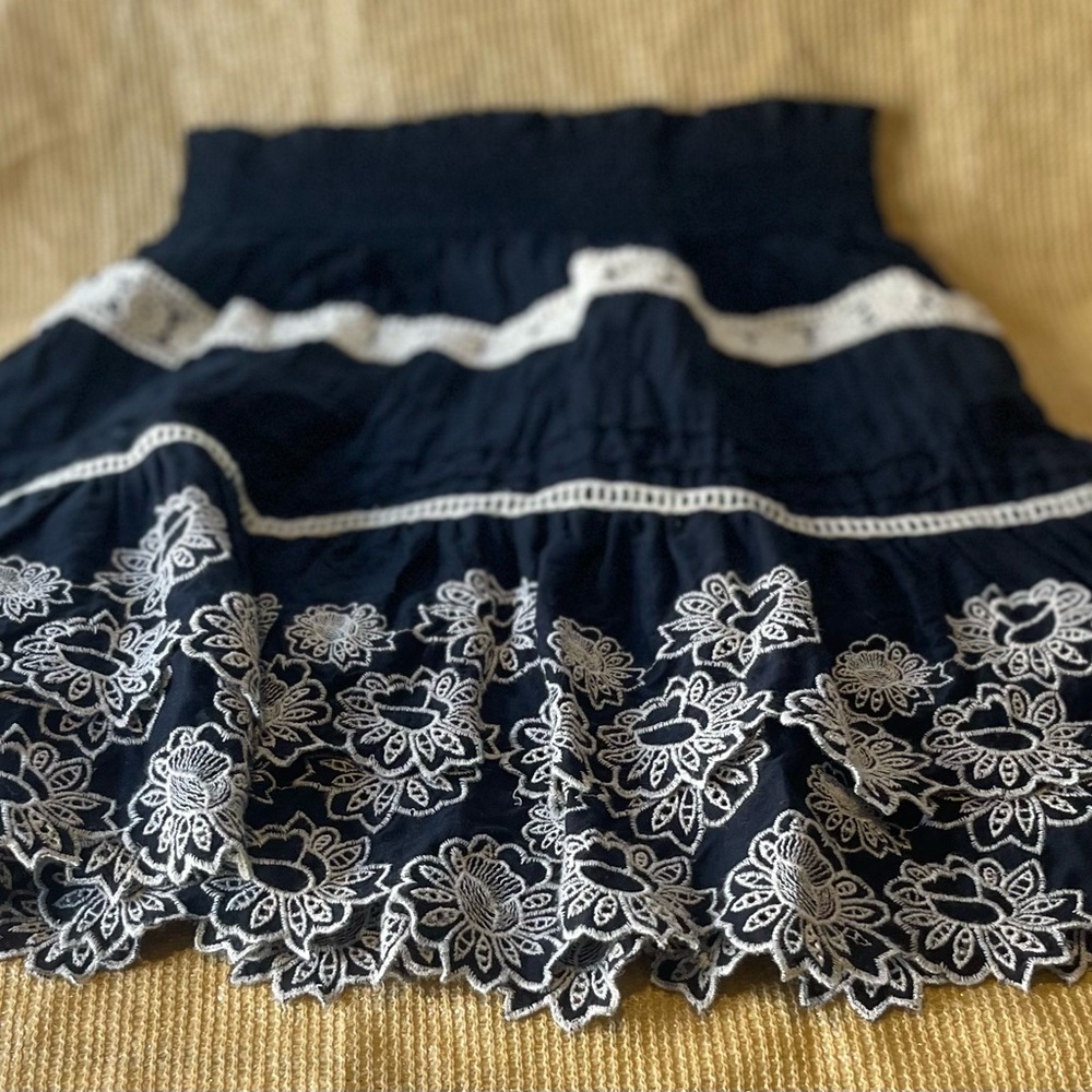 Anthropologie Deep Navy and Cream Floral Lace Mini Skirt